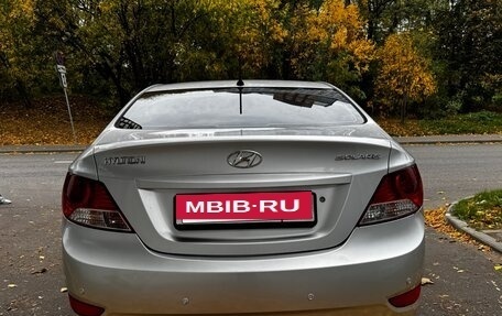 Hyundai Solaris II рестайлинг, 2011 год, 860 000 рублей, 5 фотография