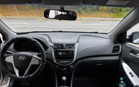 Hyundai Solaris II рестайлинг, 2011 год, 860 000 рублей, 13 фотография