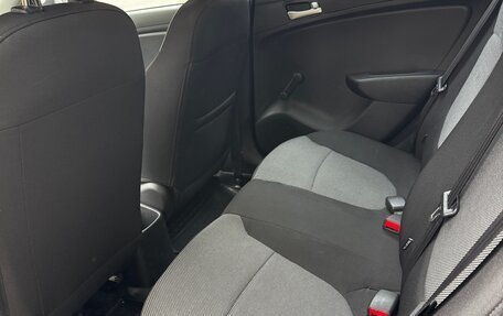 Hyundai Solaris II рестайлинг, 2011 год, 860 000 рублей, 11 фотография