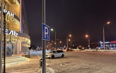 BMW 3 серия, 2017 год, 1 950 000 рублей, 25 фотография