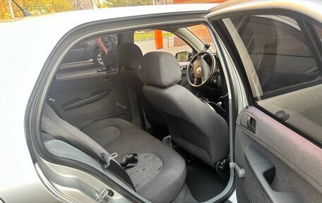 Skoda Fabia I, 2001 год, 250 000 рублей, 12 фотография