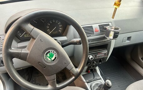 Skoda Fabia I, 2001 год, 250 000 рублей, 13 фотография