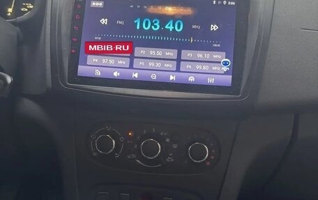 Renault Logan II, 2019 год, 649 000 рублей, 14 фотография