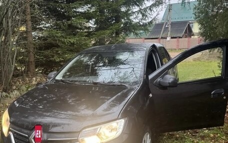 Renault Logan II, 2019 год, 649 000 рублей, 9 фотография