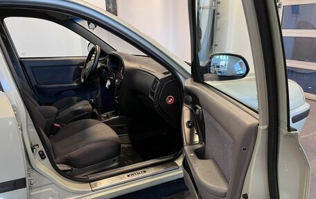 Hyundai Elantra III рестайлинг, 2004 год, 198 000 рублей, 24 фотография