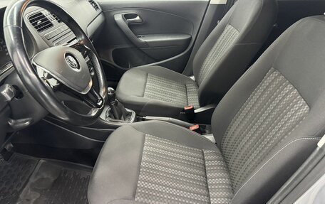 Volkswagen Polo VI (EU Market), 2016 год, 1 040 000 рублей, 22 фотография