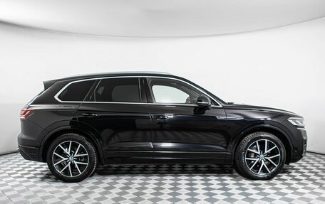 Volkswagen Touareg III, 2019 год, 5 227 000 рублей, 4 фотография