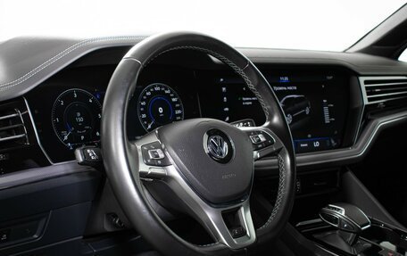 Volkswagen Touareg III, 2019 год, 5 227 000 рублей, 11 фотография