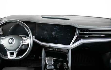 Volkswagen Touareg III, 2019 год, 5 227 000 рублей, 14 фотография