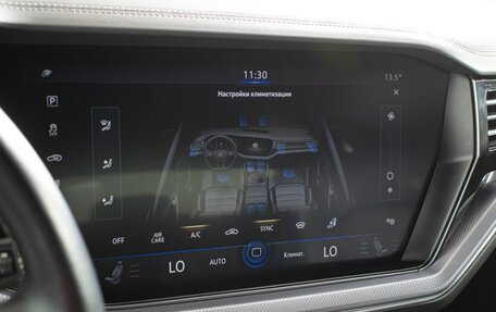 Volkswagen Touareg III, 2019 год, 5 227 000 рублей, 18 фотография