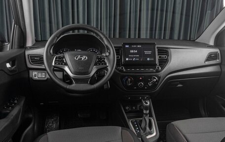 Hyundai Solaris II рестайлинг, 2021 год, 1 539 000 рублей, 6 фотография