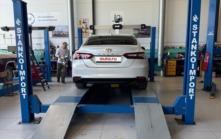 Toyota Camry, 2019 год, 2 555 555 рублей, 7 фотография