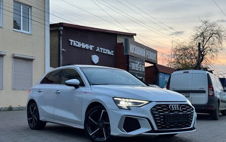 Audi A3, 2023 год, 2 450 000 рублей, 3 фотография