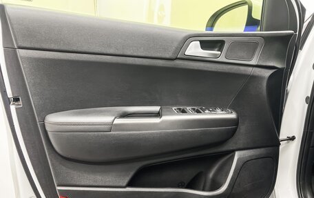 KIA Sportage IV рестайлинг, 2021 год, 2 549 000 рублей, 7 фотография