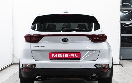 KIA Sportage IV рестайлинг, 2021 год, 2 549 000 рублей, 4 фотография