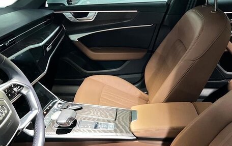 Audi A6, 2022 год, 5 000 000 рублей, 6 фотография