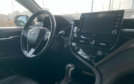 Toyota Camry, 2021 год, 3 597 000 рублей, 9 фотография