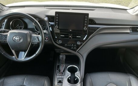 Toyota Camry, 2021 год, 3 597 000 рублей, 12 фотография
