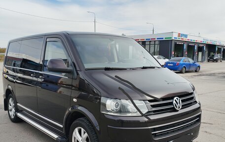 Volkswagen Caravelle T5, 2013 год, 2 250 000 рублей, 9 фотография