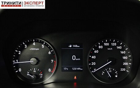 Hyundai Solaris II рестайлинг, 2017 год, 1 257 000 рублей, 14 фотография