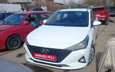 Hyundai Solaris II рестайлинг, 2020 год, 900 000 рублей, 1 фотография