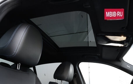 BMW 3 серия, 2019 год, 3 698 000 рублей, 19 фотография
