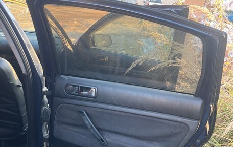 Volkswagen Passat B5+ рестайлинг, 1998 год, 300 000 рублей, 2 фотография