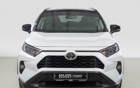 Toyota RAV4, 2021 год, 3 700 000 рублей, 2 фотография