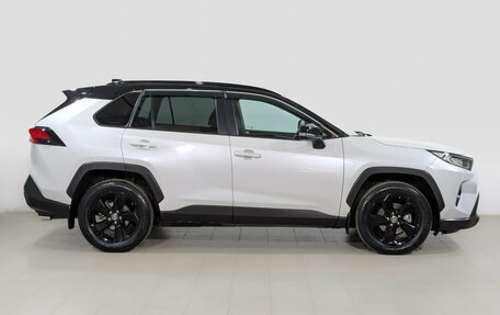 Toyota RAV4, 2021 год, 3 700 000 рублей, 4 фотография