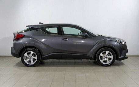 Toyota C-HR I рестайлинг, 2019 год, 2 550 000 рублей, 11 фотография