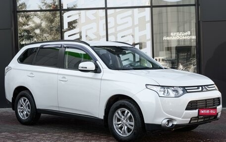 Mitsubishi Outlander III рестайлинг 3, 2014 год, 1 700 000 рублей, 1 фотография