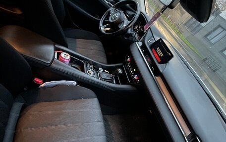 Mazda 6, 2019 год, 1 850 000 рублей, 8 фотография