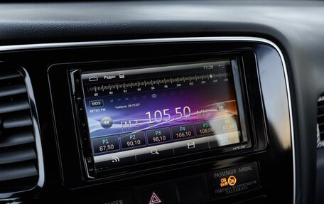 Mitsubishi Outlander III рестайлинг 3, 2014 год, 1 700 000 рублей, 15 фотография