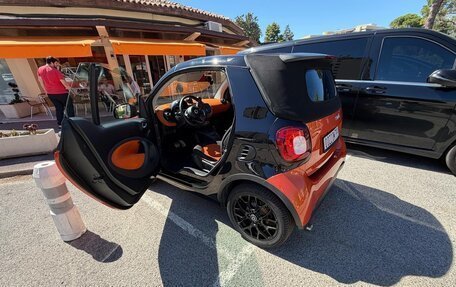 Smart Fortwo III, 2016 год, 2 490 000 рублей, 4 фотография