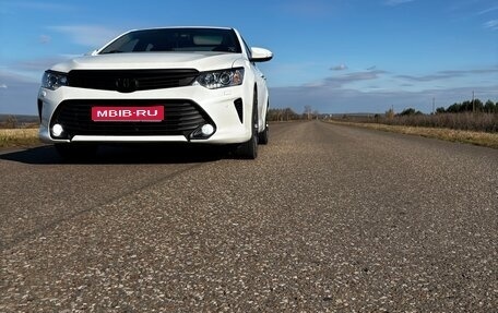 Toyota Camry, 2015 год, 1 850 000 рублей, 1 фотография