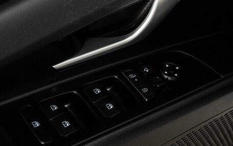 Hyundai Elantra, 2023 год, 2 127 000 рублей, 15 фотография