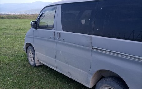 Mazda Bongo Friendee i рестайлинг, 1995 год, 780 000 рублей, 5 фотография
