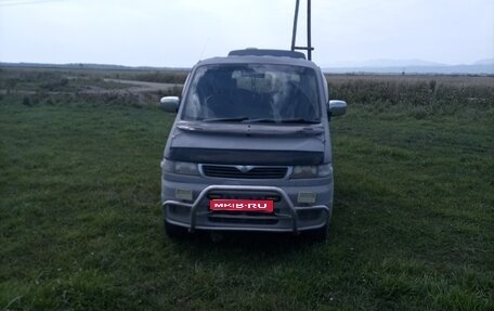 Mazda Bongo Friendee i рестайлинг, 1995 год, 780 000 рублей, 1 фотография