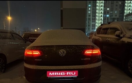 Volkswagen Passat B8 рестайлинг, 2015 год, 950 000 рублей, 2 фотография