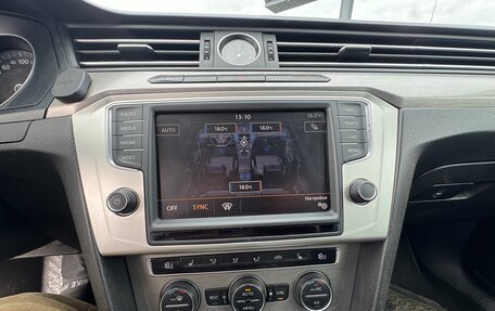Volkswagen Passat B8 рестайлинг, 2015 год, 950 000 рублей, 8 фотография