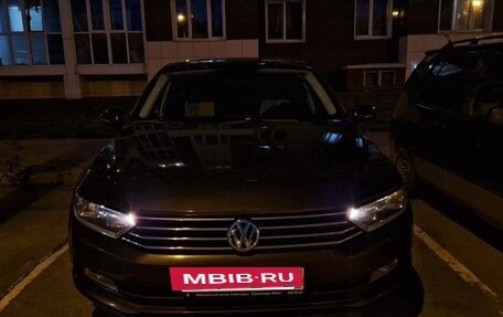 Volkswagen Passat B8 рестайлинг, 2015 год, 950 000 рублей, 15 фотография