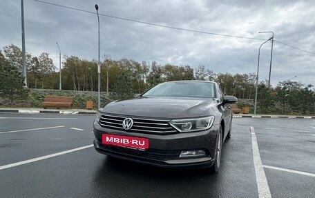 Volkswagen Passat B8 рестайлинг, 2015 год, 950 000 рублей, 14 фотография