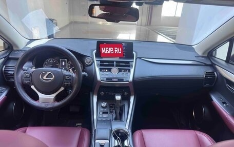 Lexus NX I, 2021 год, 2 450 000 рублей, 11 фотография
