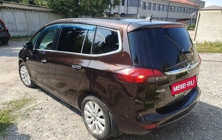 Opel Zafira C рестайлинг, 2013 год, 1 200 000 рублей, 5 фотография