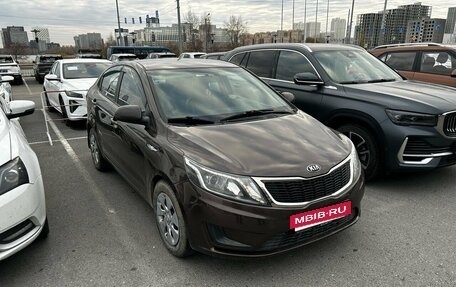 KIA Rio III рестайлинг, 2014 год, 745 000 рублей, 2 фотография