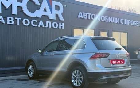 Volkswagen Tiguan II, 2017 год, 2 460 000 рублей, 6 фотография