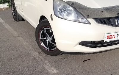 Honda Fit III, 2010 год, 570 000 рублей, 1 фотография