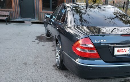 Mercedes-Benz E-Класс, 2005 год, 2 000 000 рублей, 6 фотография