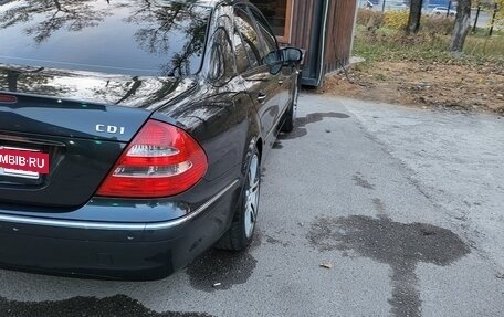 Mercedes-Benz E-Класс, 2005 год, 2 000 000 рублей, 4 фотография
