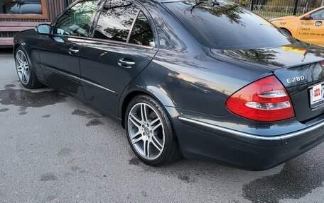 Mercedes-Benz E-Класс, 2005 год, 2 000 000 рублей, 7 фотография